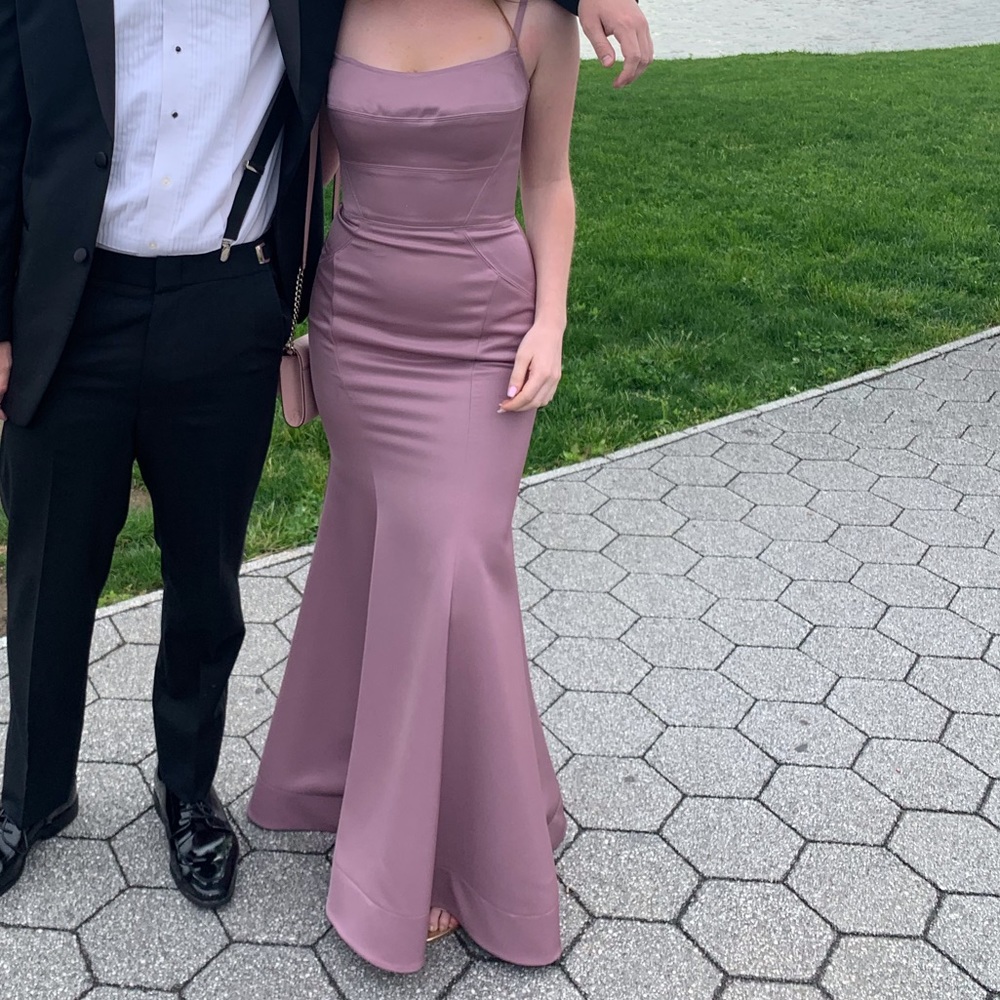 Beautiful lavender prom dress!!!